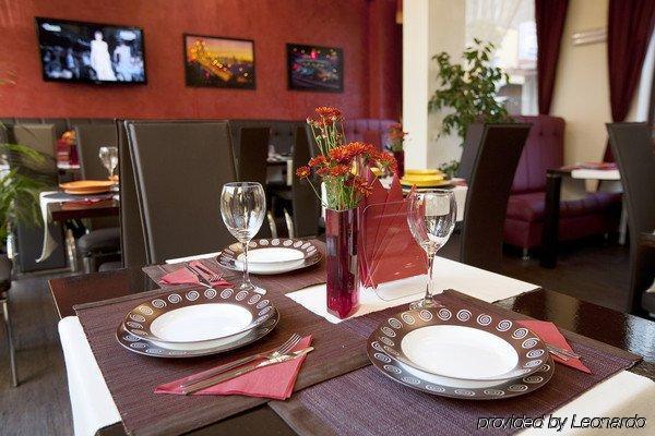 Aris Hotel София Ресторан фото