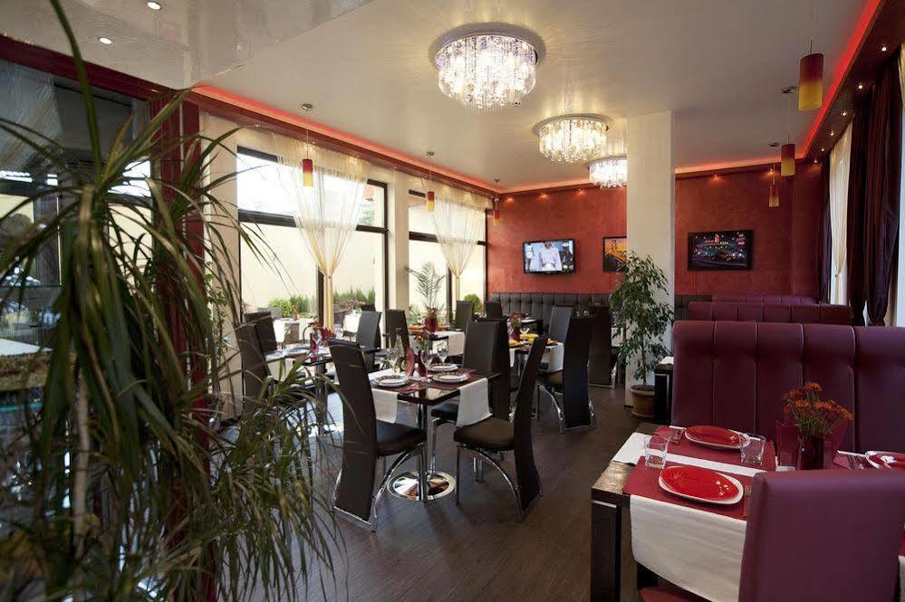 Aris Hotel София Экстерьер фото