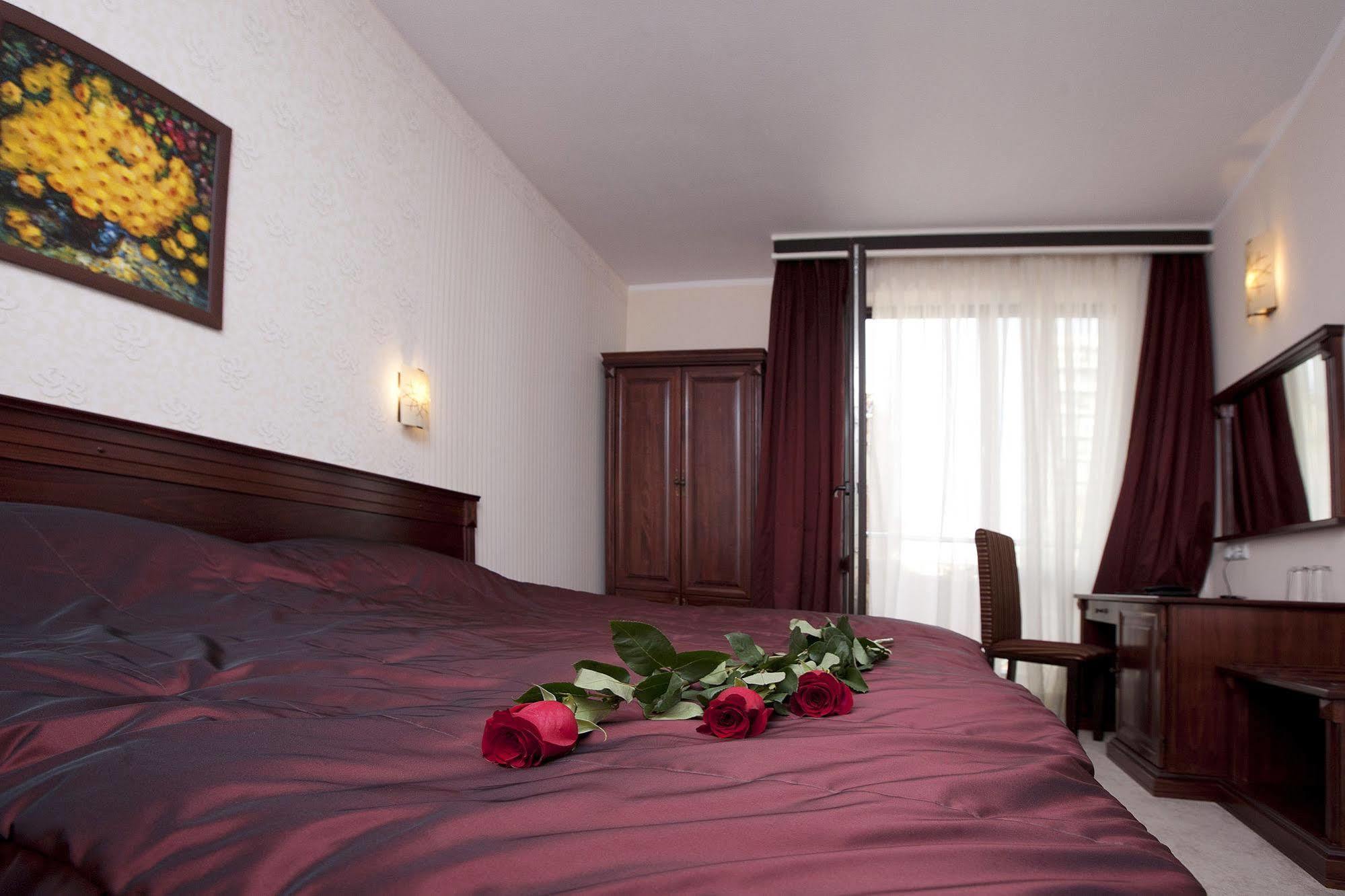 Aris Hotel София Экстерьер фото