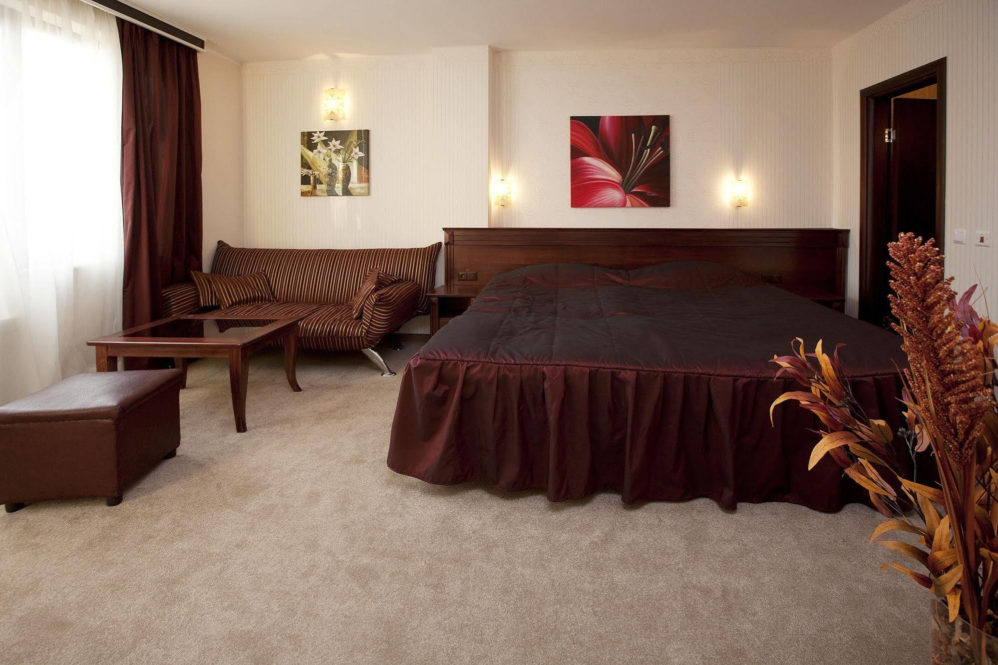 Aris Hotel София Экстерьер фото